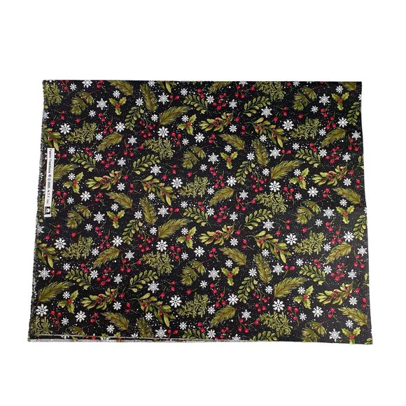 Fabric Traditions 2020 Fat Quarter Christmas Fabric 100% Cotton 18" x 21" Cut - Picture 1 of 4